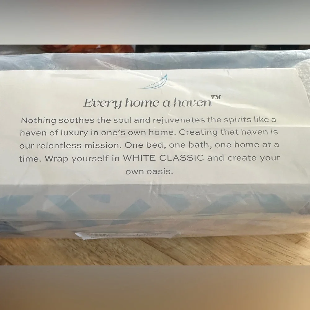 New Never Used Hotel Collection Hand Towels - Set of 6, White